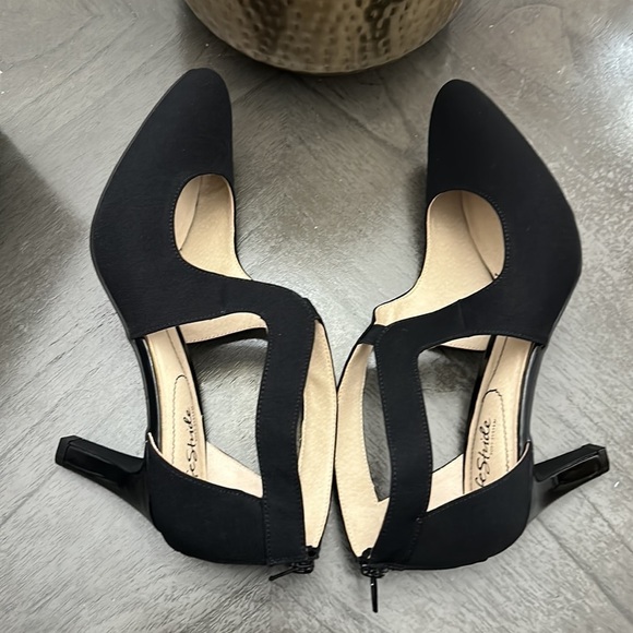 LIFESTRIDE Giovanna 2 Pumps - Picture 4 of 12